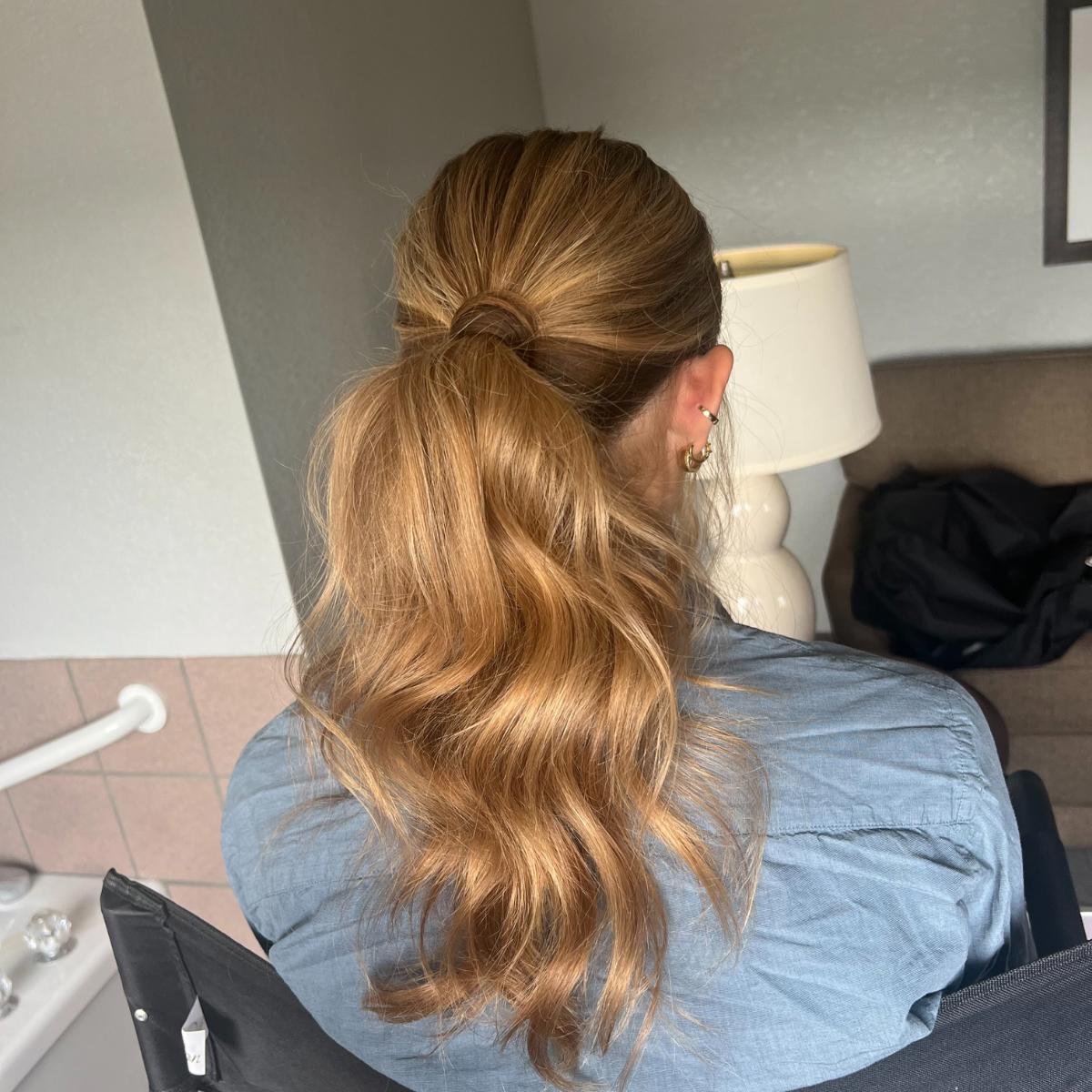 Party pony hairstyle on Parella beauty client